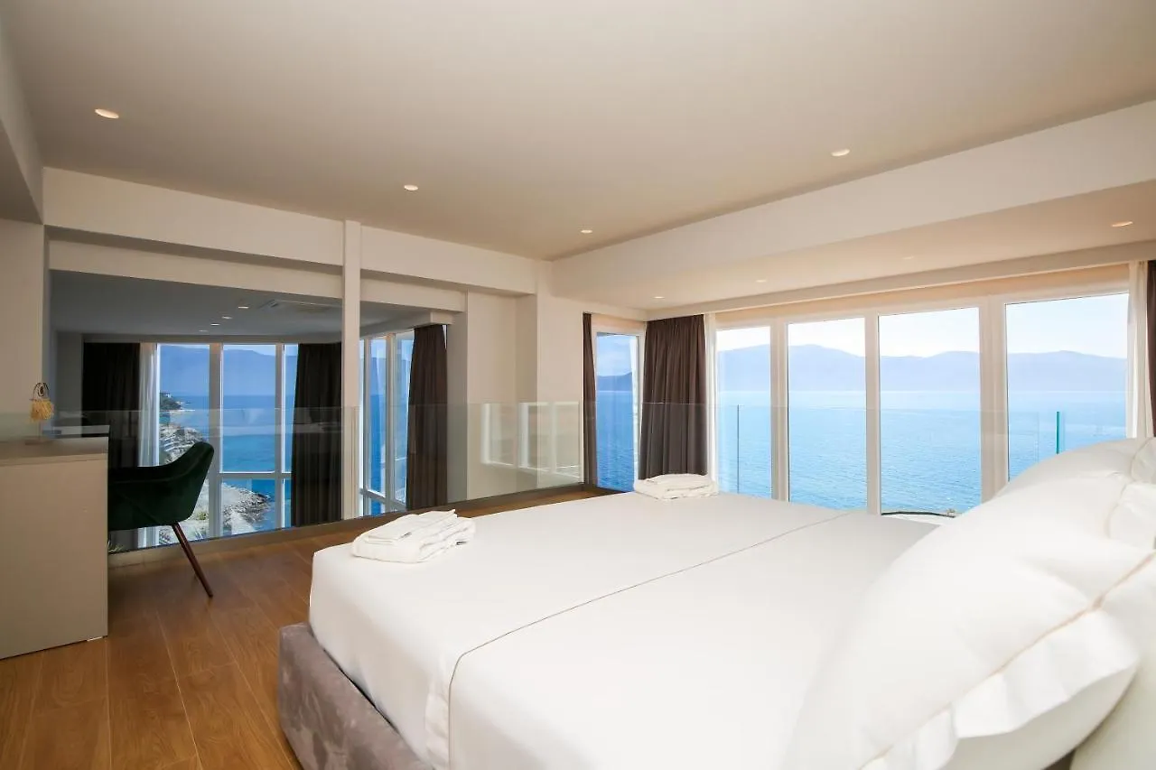 Toto Hotel & Apartments Vlore