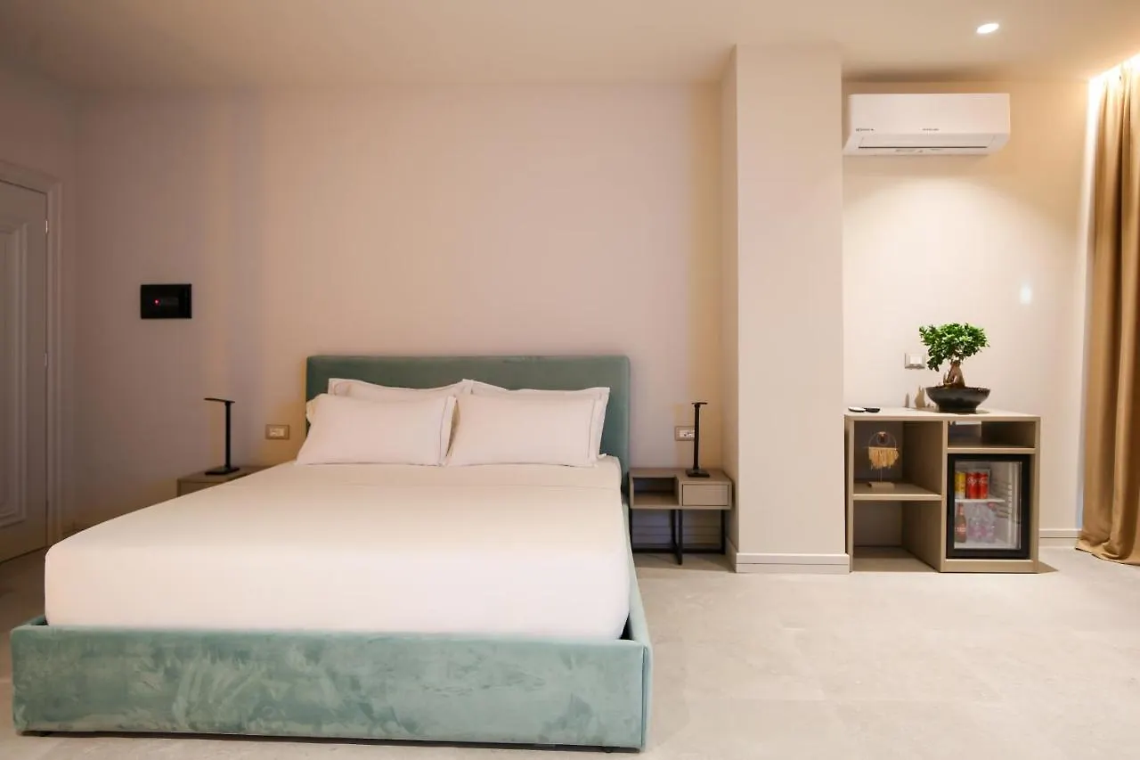 Toto Hotel & Apartments Vlore