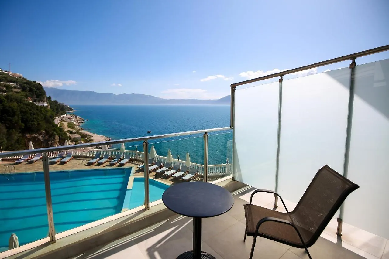 Toto Hotel & Apartments Vlore 4*,  Albania