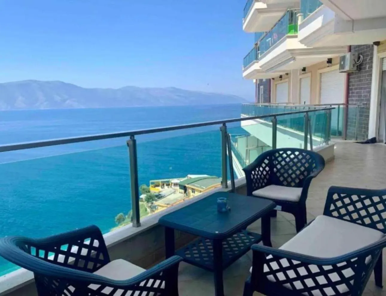 Toto Hotel & Apartments Vlore