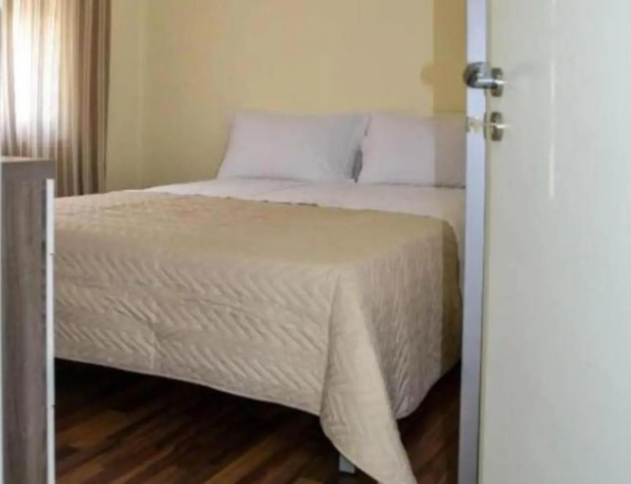 Toto Hotel & Apartments Vlore