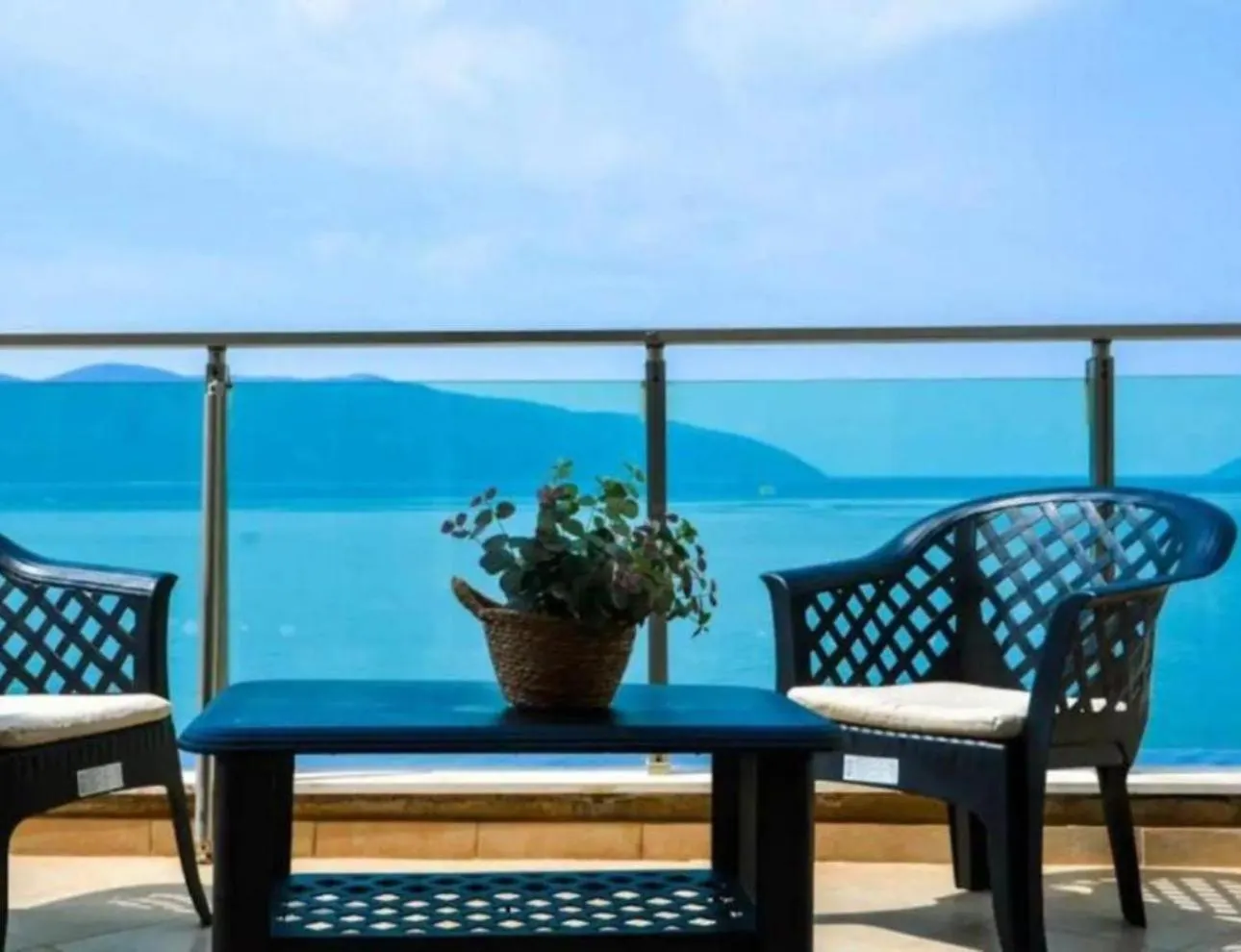 Toto Hotel & Apartments Vlore 4*, Radhime Albania