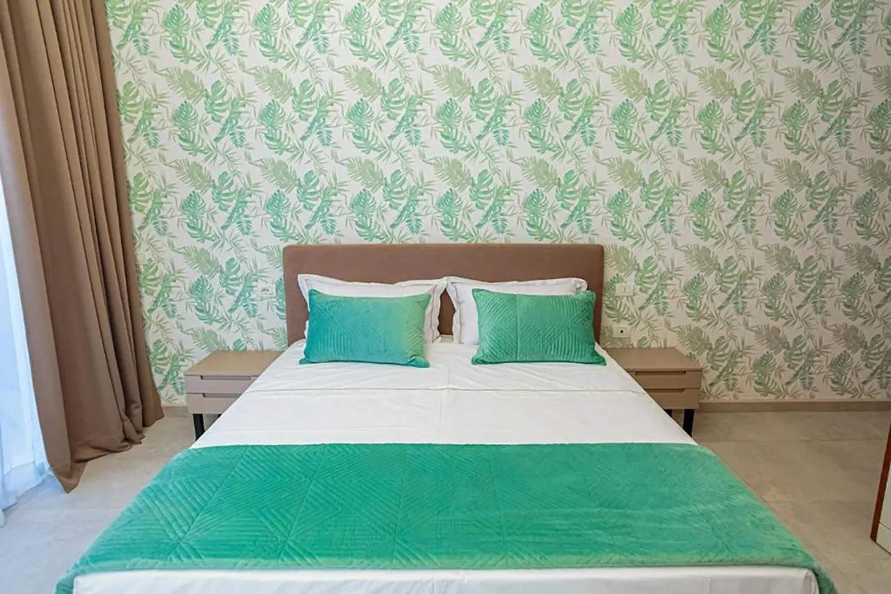 Toto Hotel & Apartments Vlorë