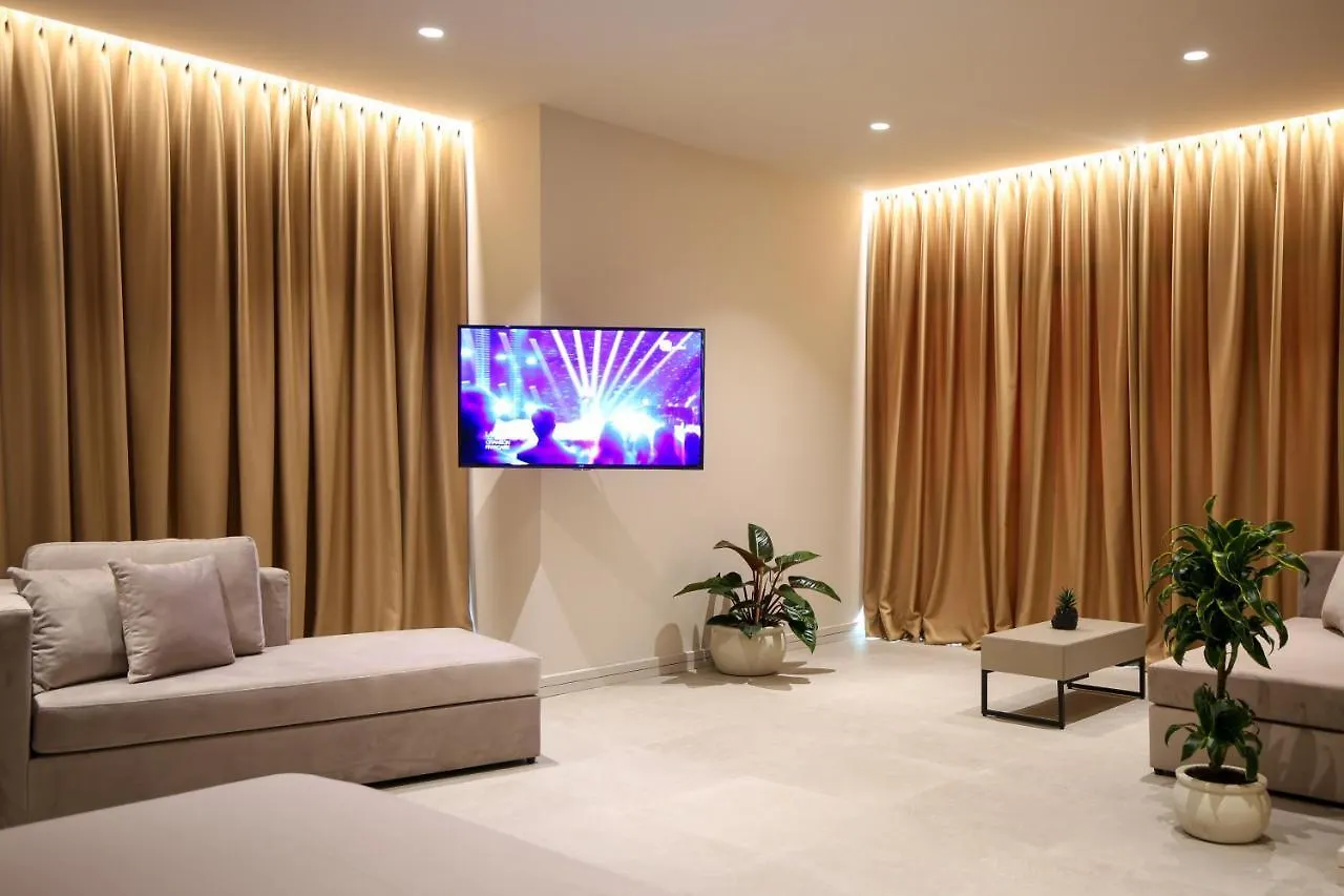 Toto Hotel & Apartments Vlore Albania