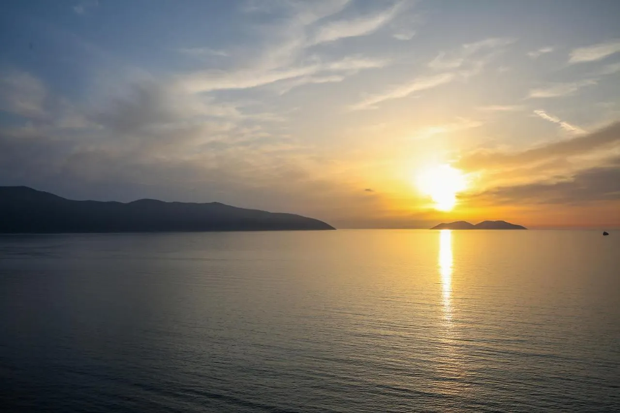 Toto Hotel & Apartments Vlorë