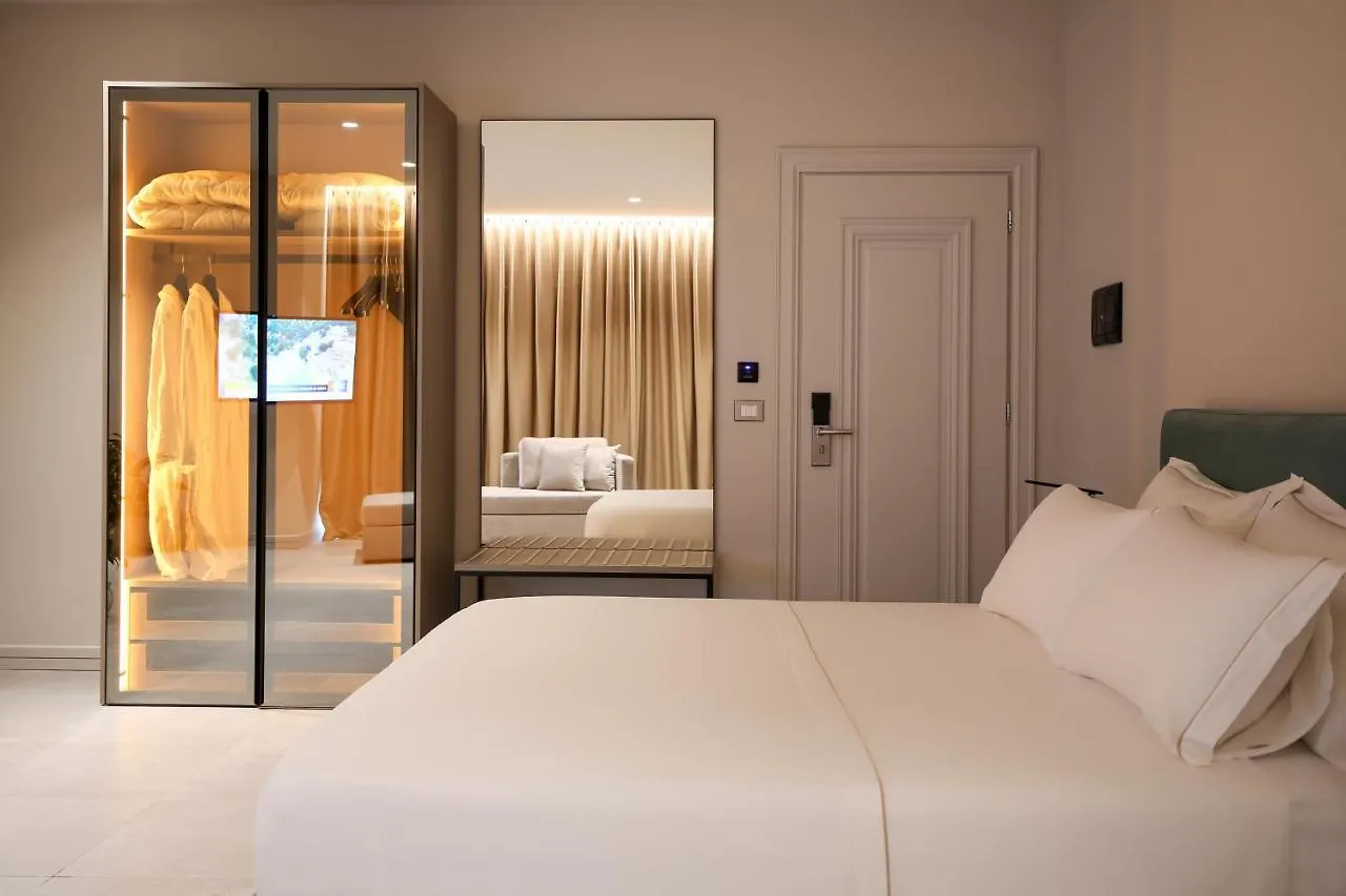 Toto Hotel & Apartments Vlore