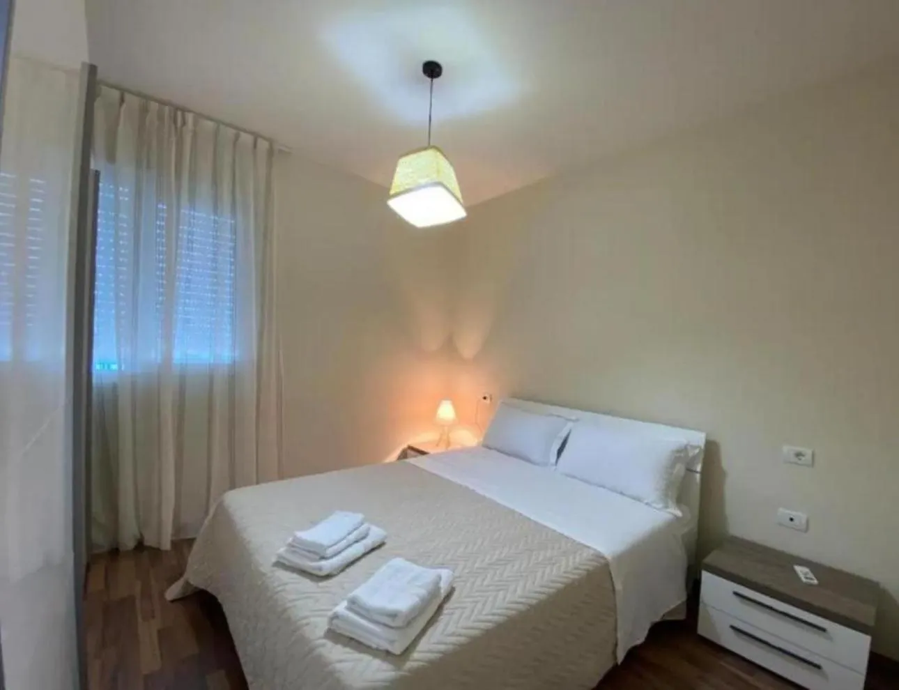 Toto Hotel & Apartments Vlore