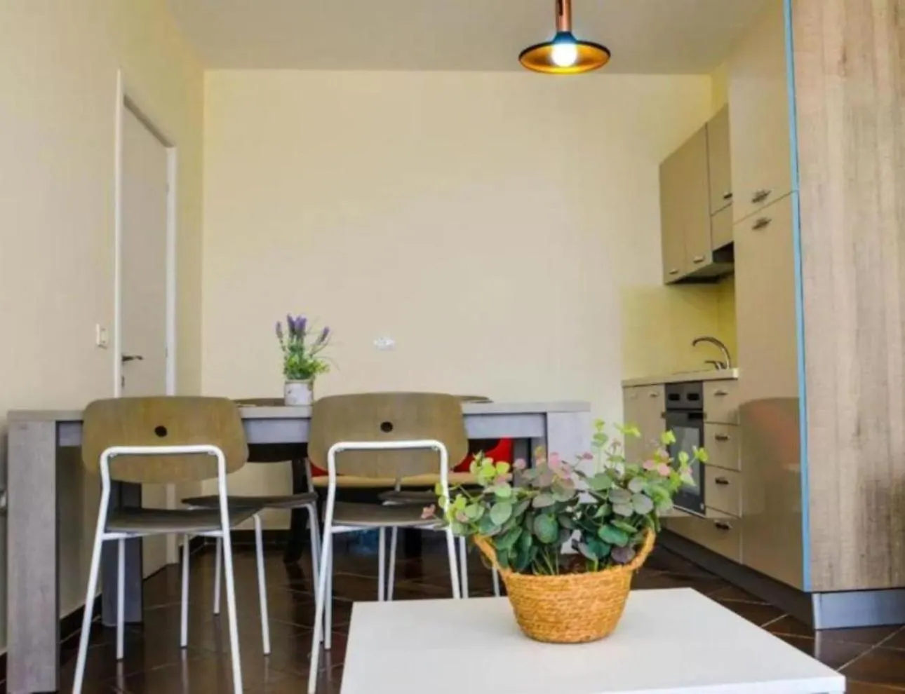 Toto Hotel & Apartments Vlore 4*,